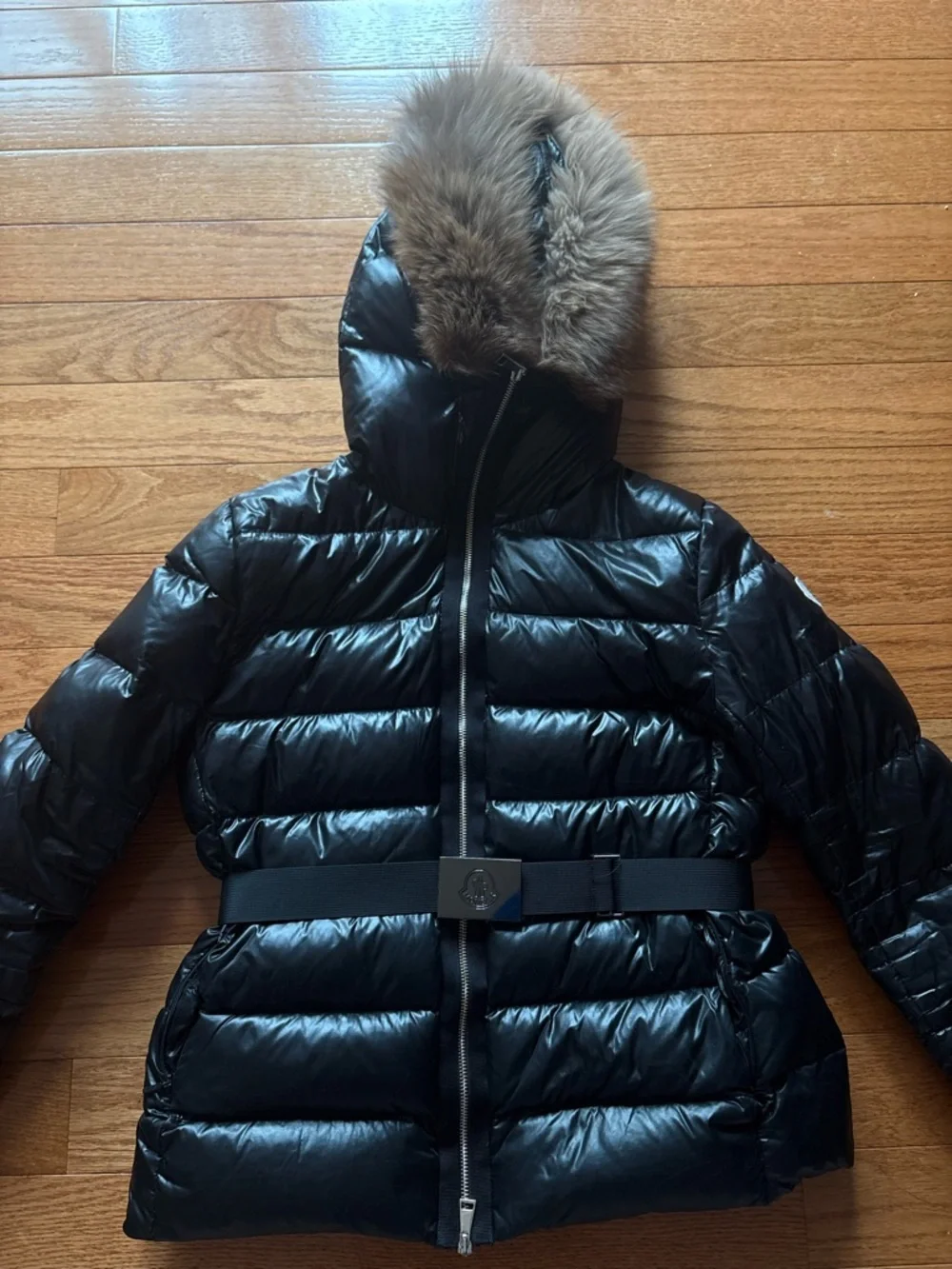 Moncler Puffer Jacket 🖤 - Picture 4 of 14